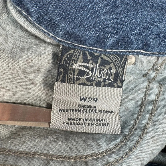 Silver Suki Capri Jeans Womens Size 29 Straight Leg Medium Wash Stretch Denim - Picture 4 of 12